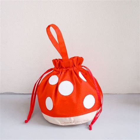 Toadstool magic pouch